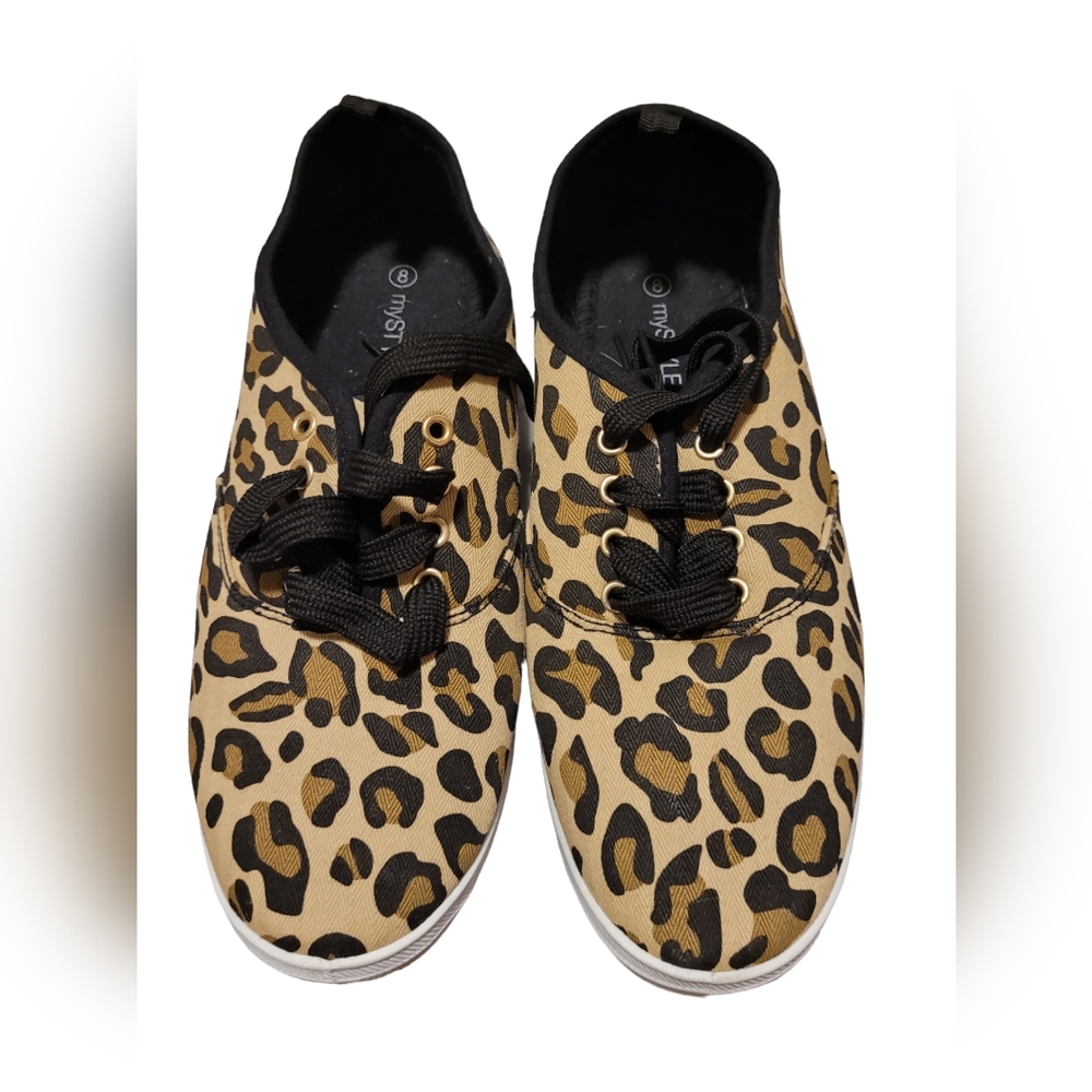 Leopard print shoes